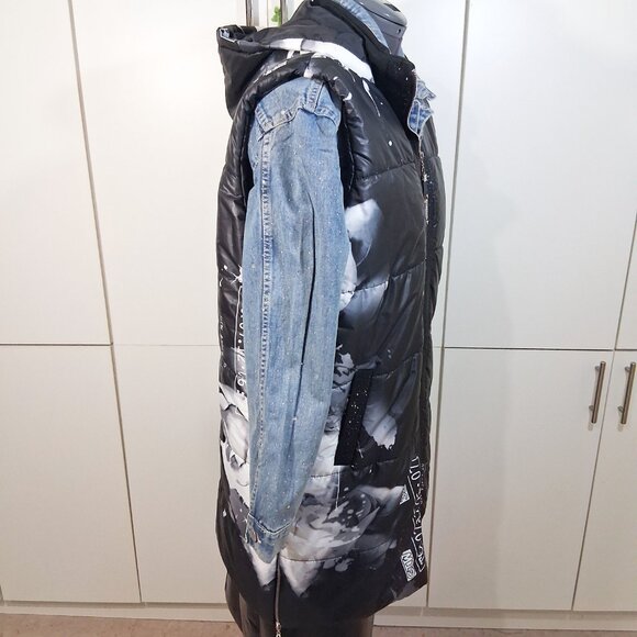 Black White Rose with Crystals Hooded Puffer Vest XL - Picture 8 of 14